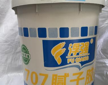 膩?zhàn)幽z水